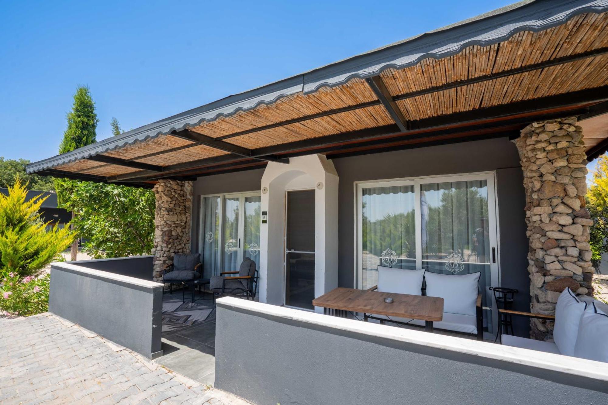 Simlarda Country Club Ayvalik Villa Eksteriør bilde