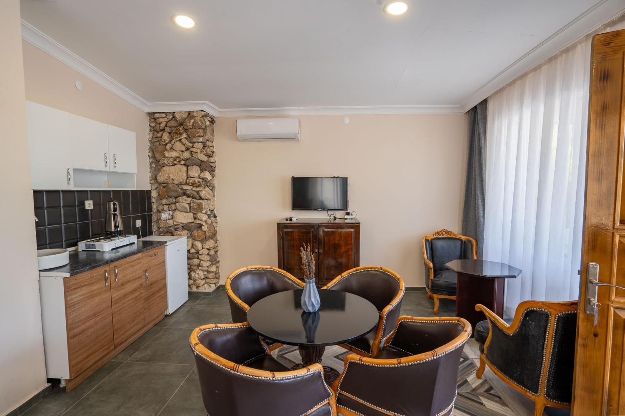 Simlarda Country Club Ayvalik Villa Eksteriør bilde